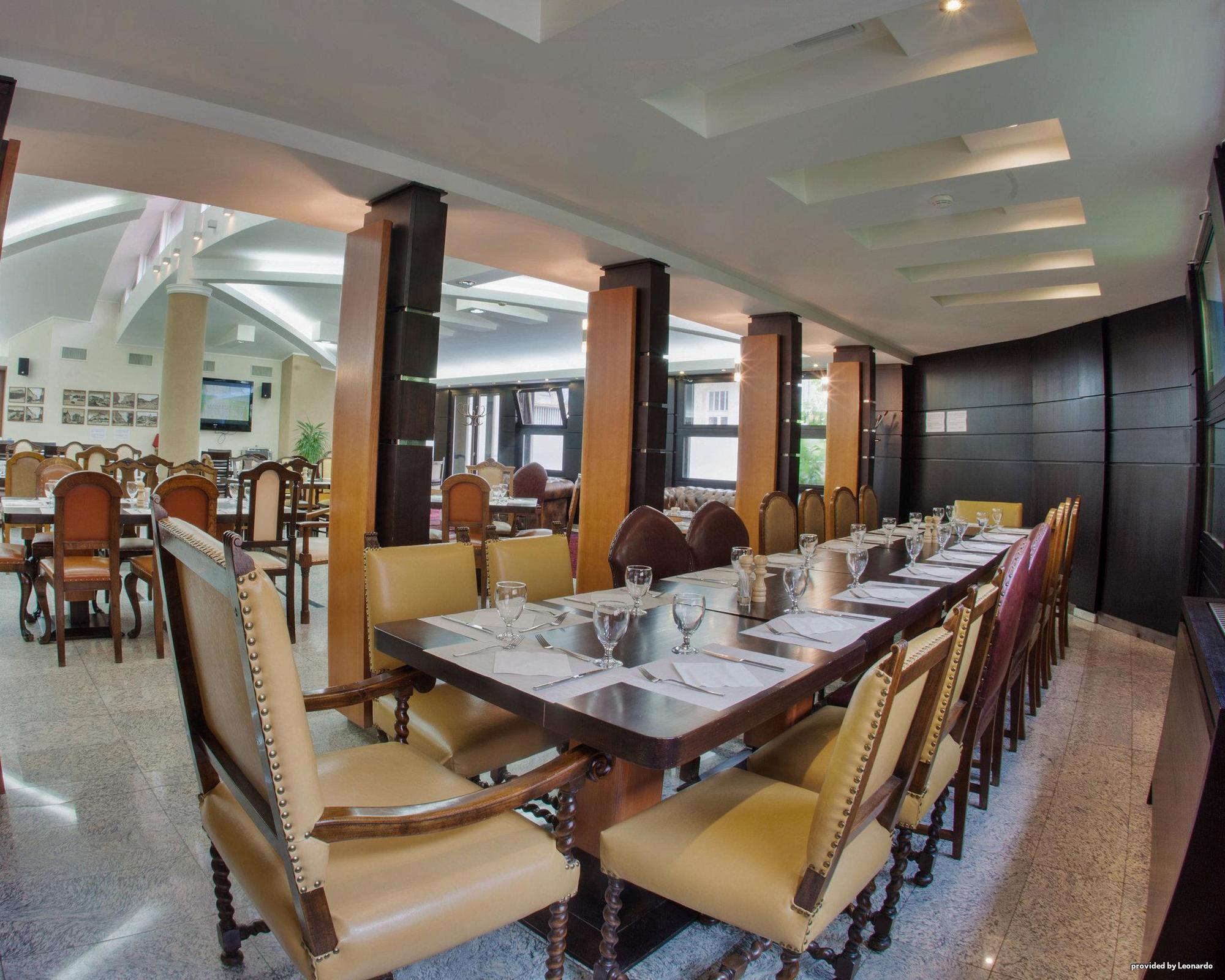 Hotel Forum Garni Subotica Bagian luar foto
